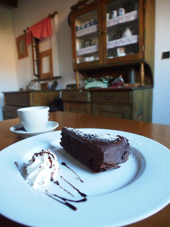 Penzion A Restaurace U Hroznu Velké Bílovice Kültér fotó